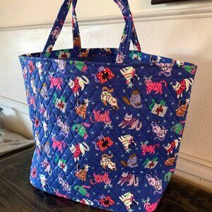 Vera Bradley Essential Grand Tote-Catnip Christmas-NWT